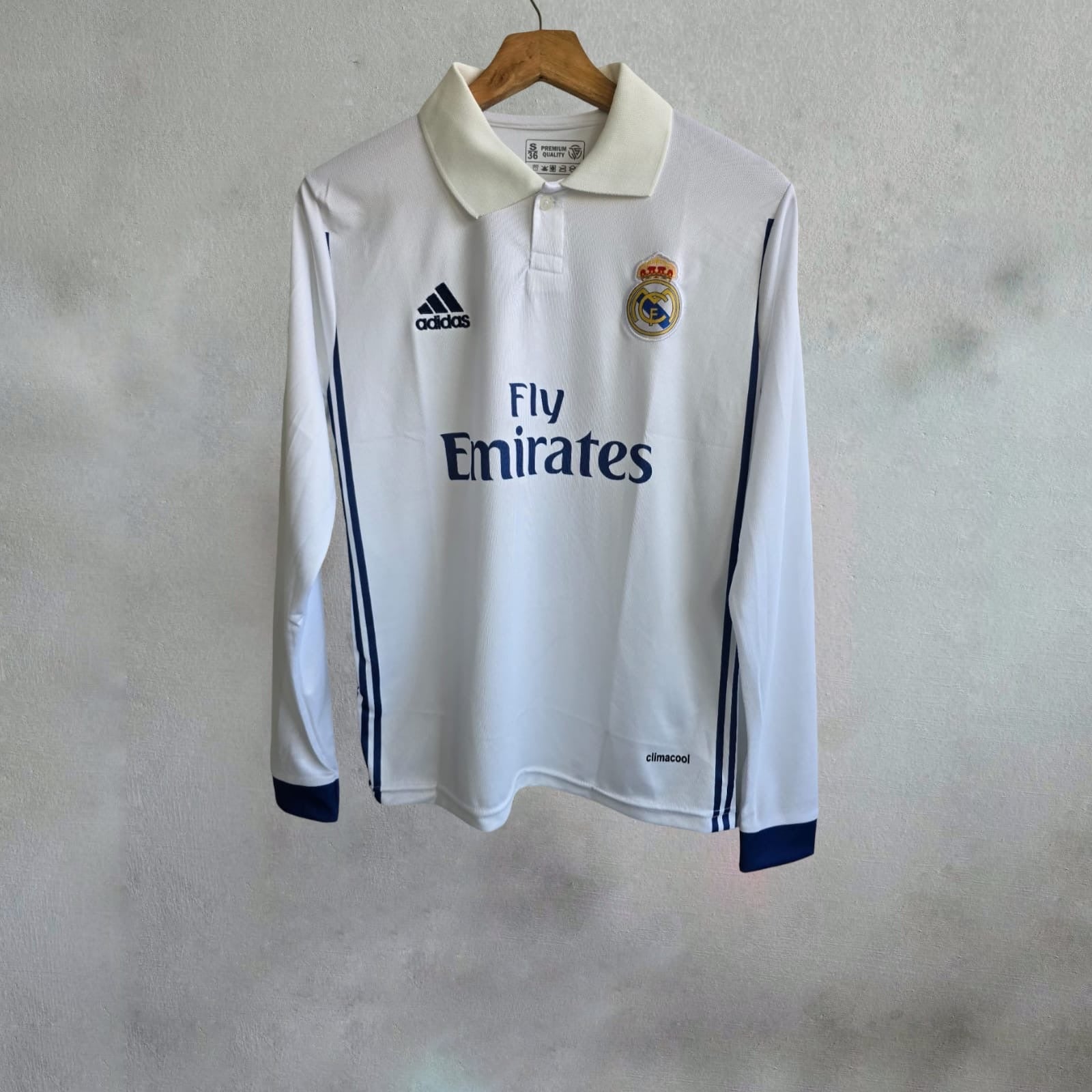 CR7 REAL MADRID 2016 - 17 HOME KIT