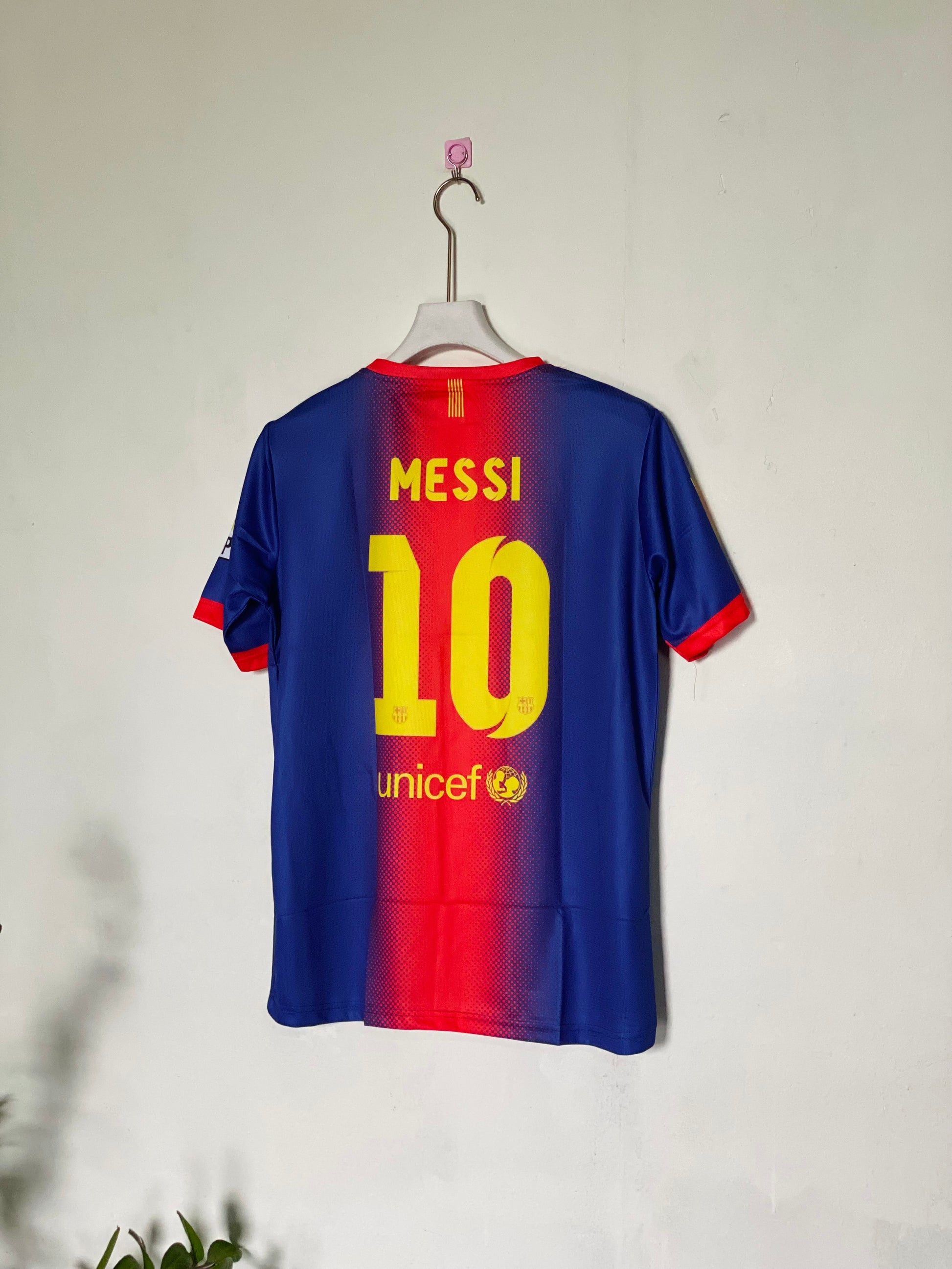 LIONEL MESSI BARCELONA 2012 - 13 HOME KIT