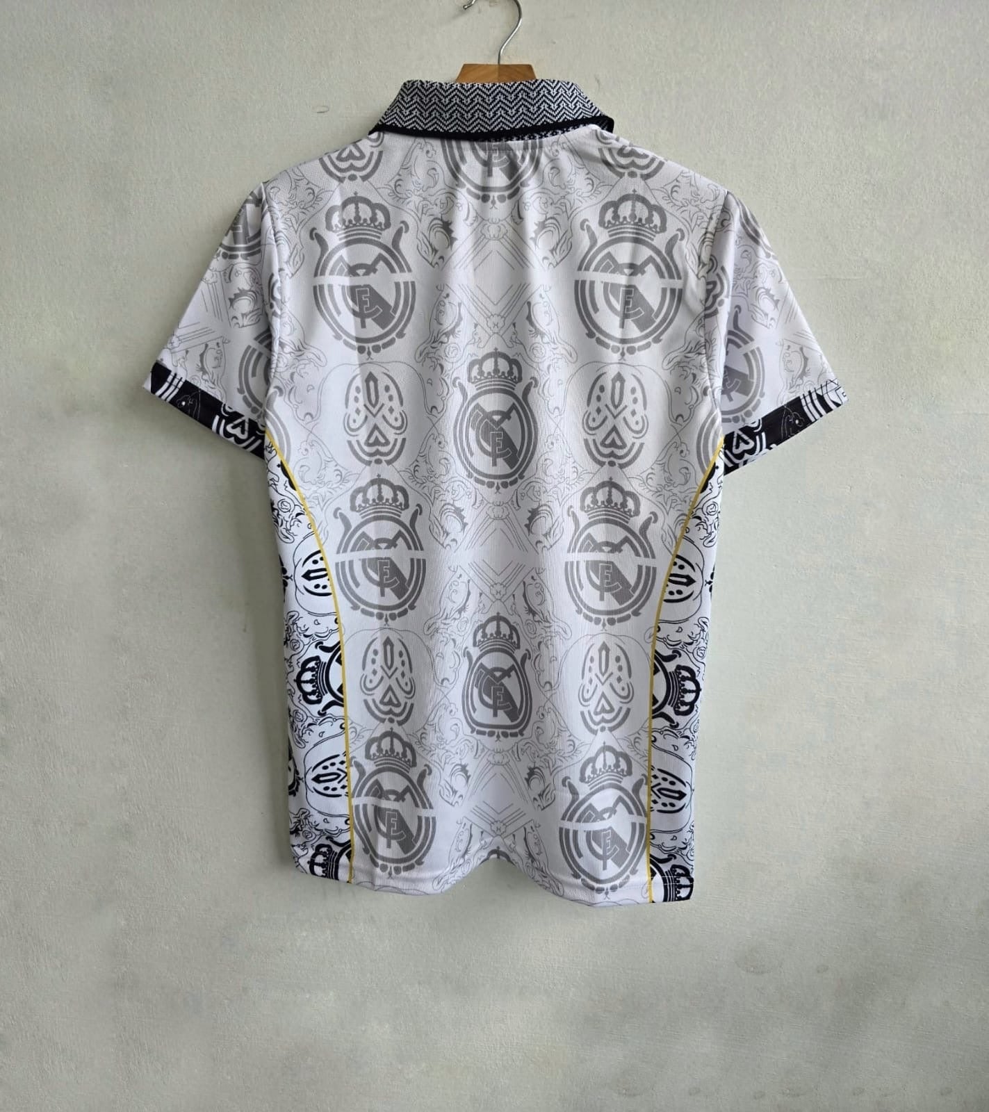 REAL MADRID SPECIAL EDITION KIT