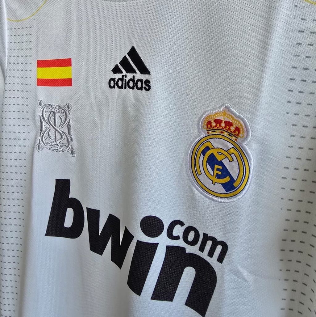 CRISTIANO RONALDO REAL MADRID 2009 - 10 HOME KIT