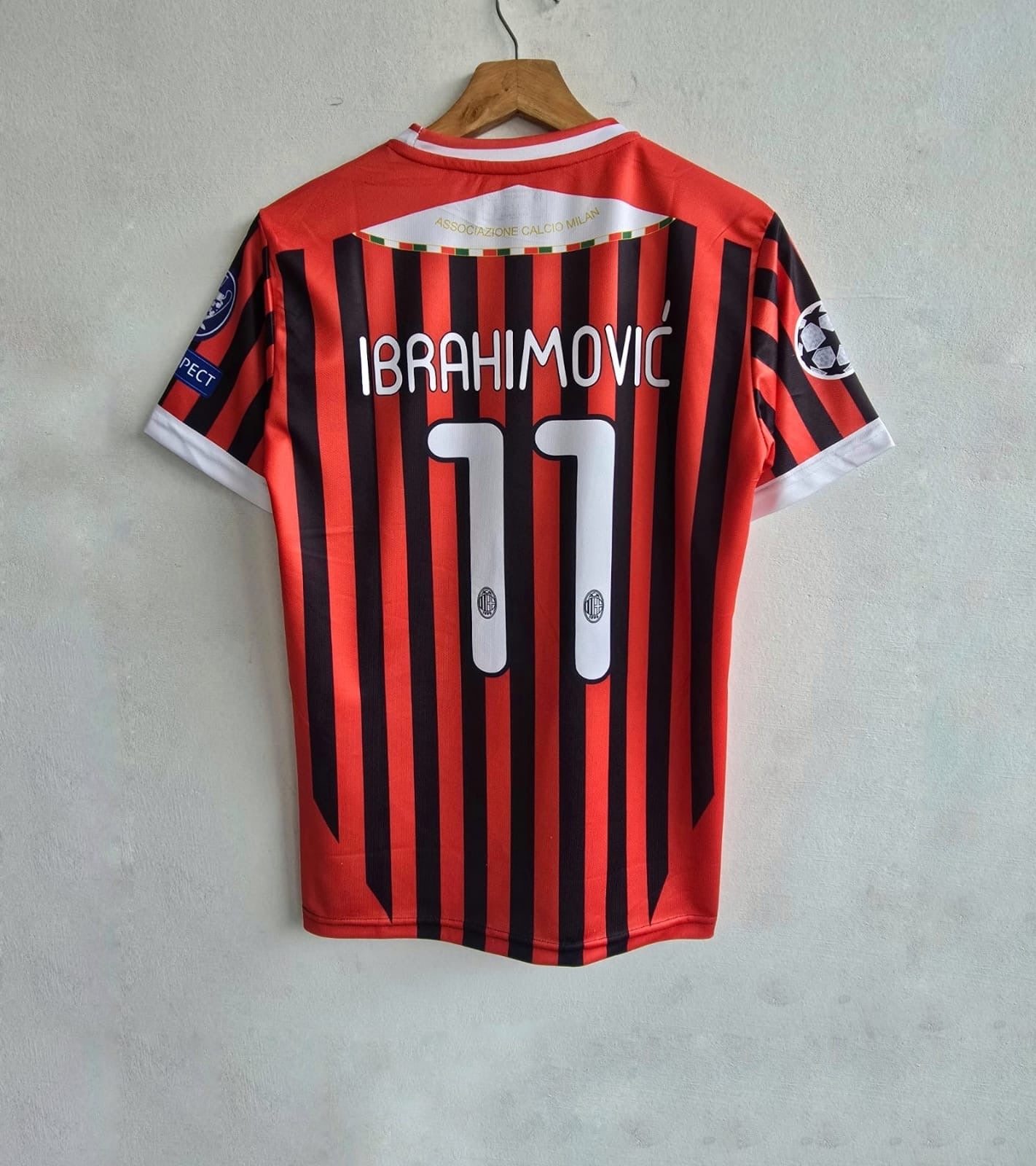 IBRAHIMOVIC AC MILAN 2011 - 12 HOME KIT
