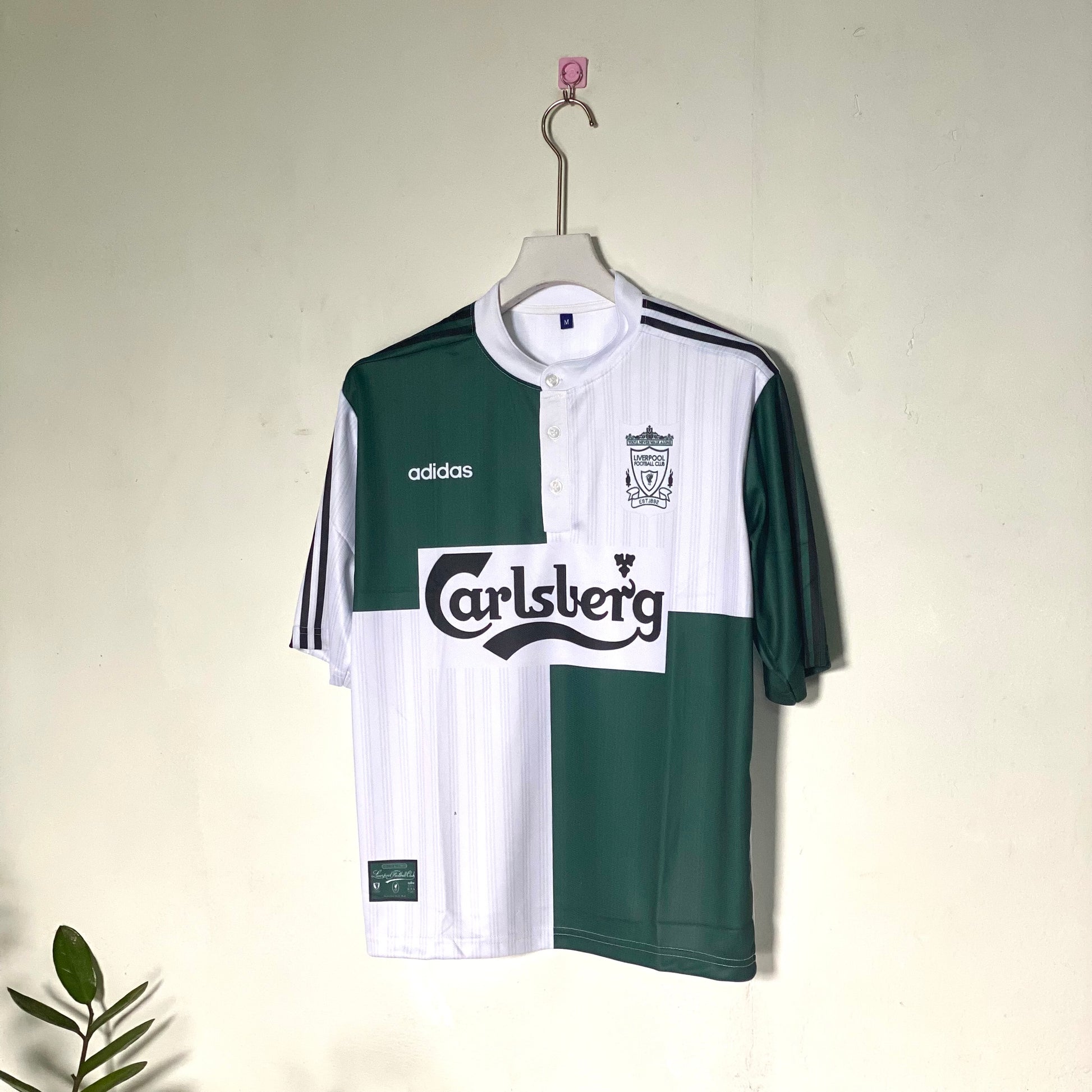 LIVERPOOL OVERSIZED RETRO KIT