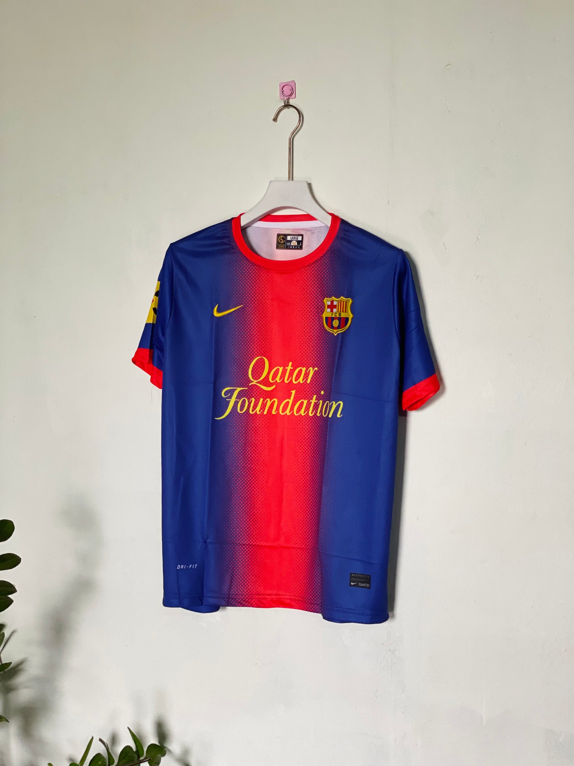 LIONEL MESSI BARCELONA 2012 - 13 HOME KIT
