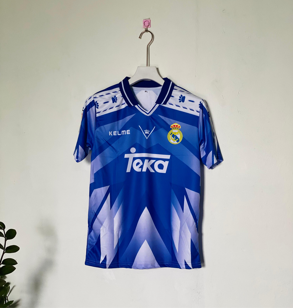 ROBERTO CARLOS REAL MADRID 1996 - 97 AWAY KIT