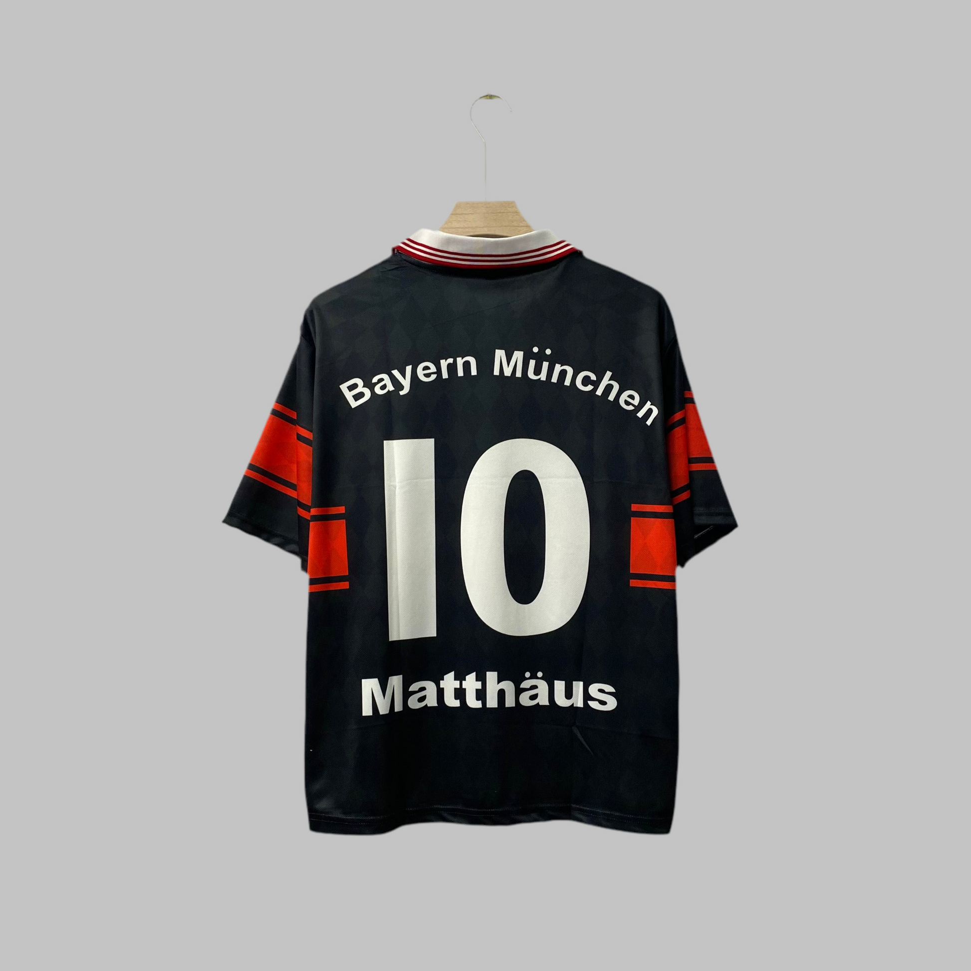 MATTHAUS BAYERN MUNICH 1997 - 98 HOME KIT