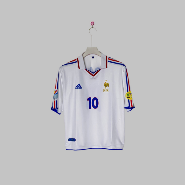 ZINADINE ZIDANE FRANCE 2000 AWAY KIT