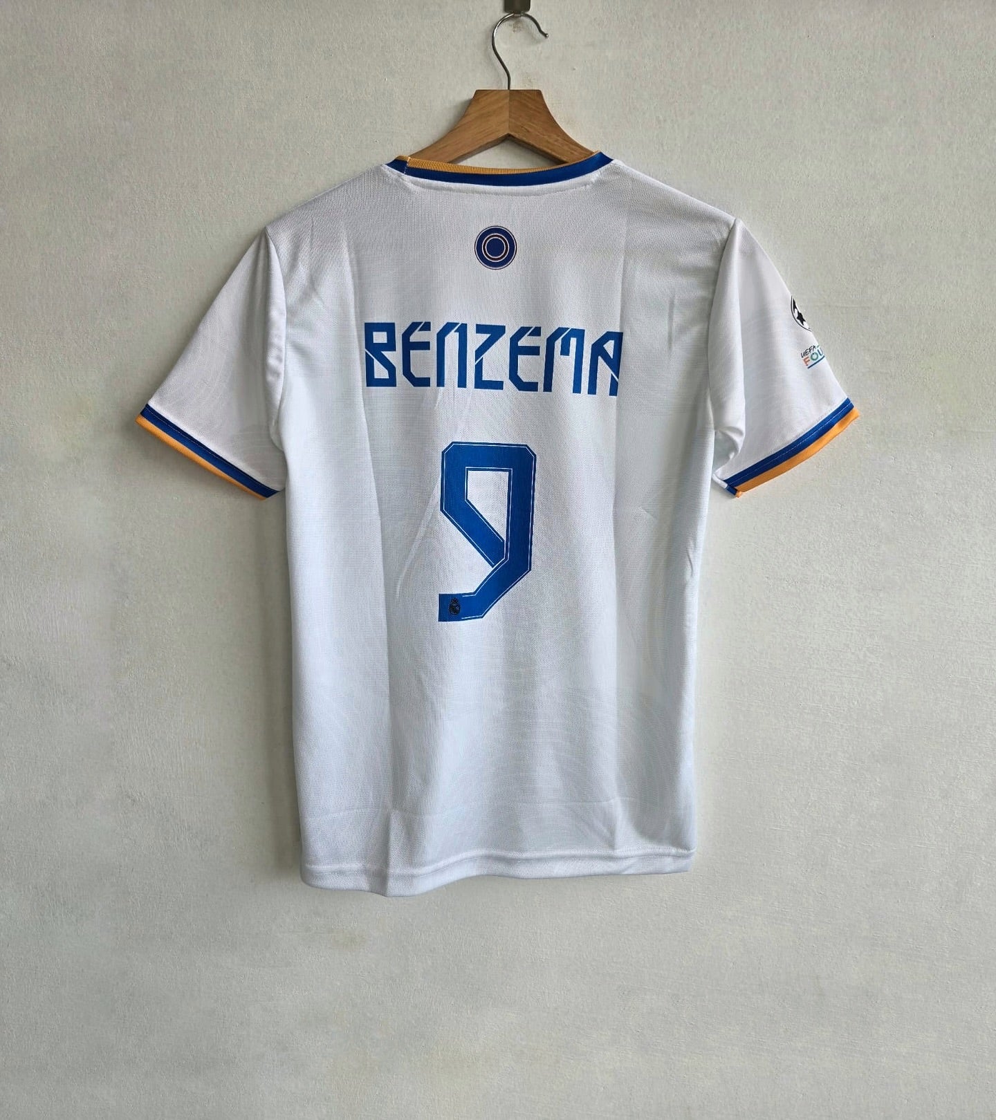 KARIM BENZEMA REAL MADRID 2022 UCL FINAL KIT