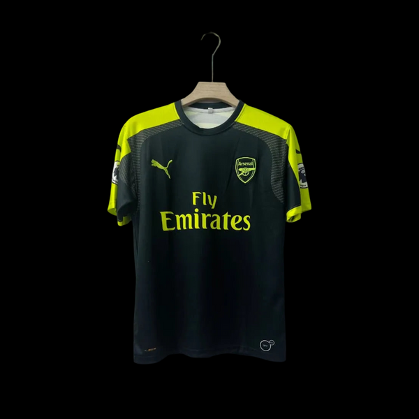 OZIL | ARSENAL RETRO