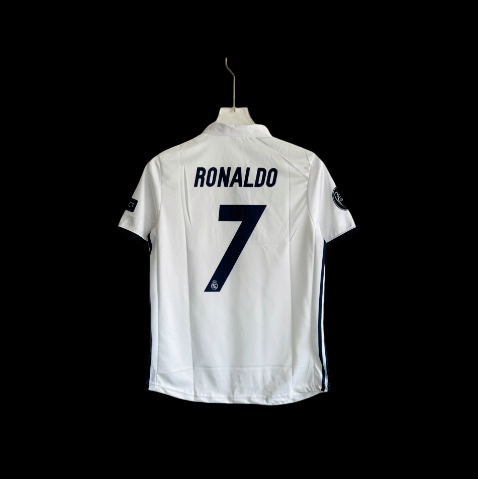 CR7 | REAL MADRID 2016 - 17 HOME