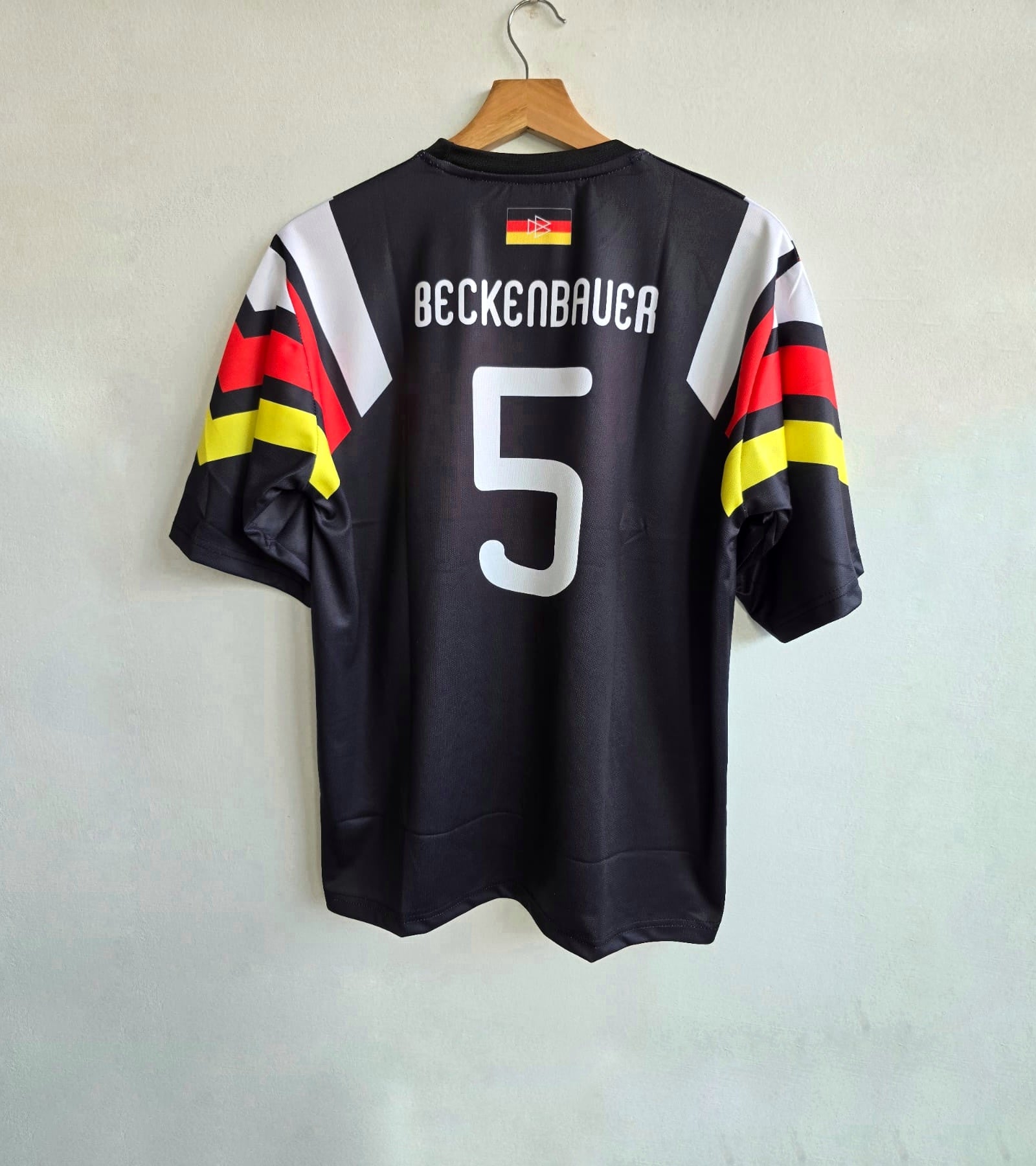 BECKENBAEUR GERMANY OVERSIZED RETRO
