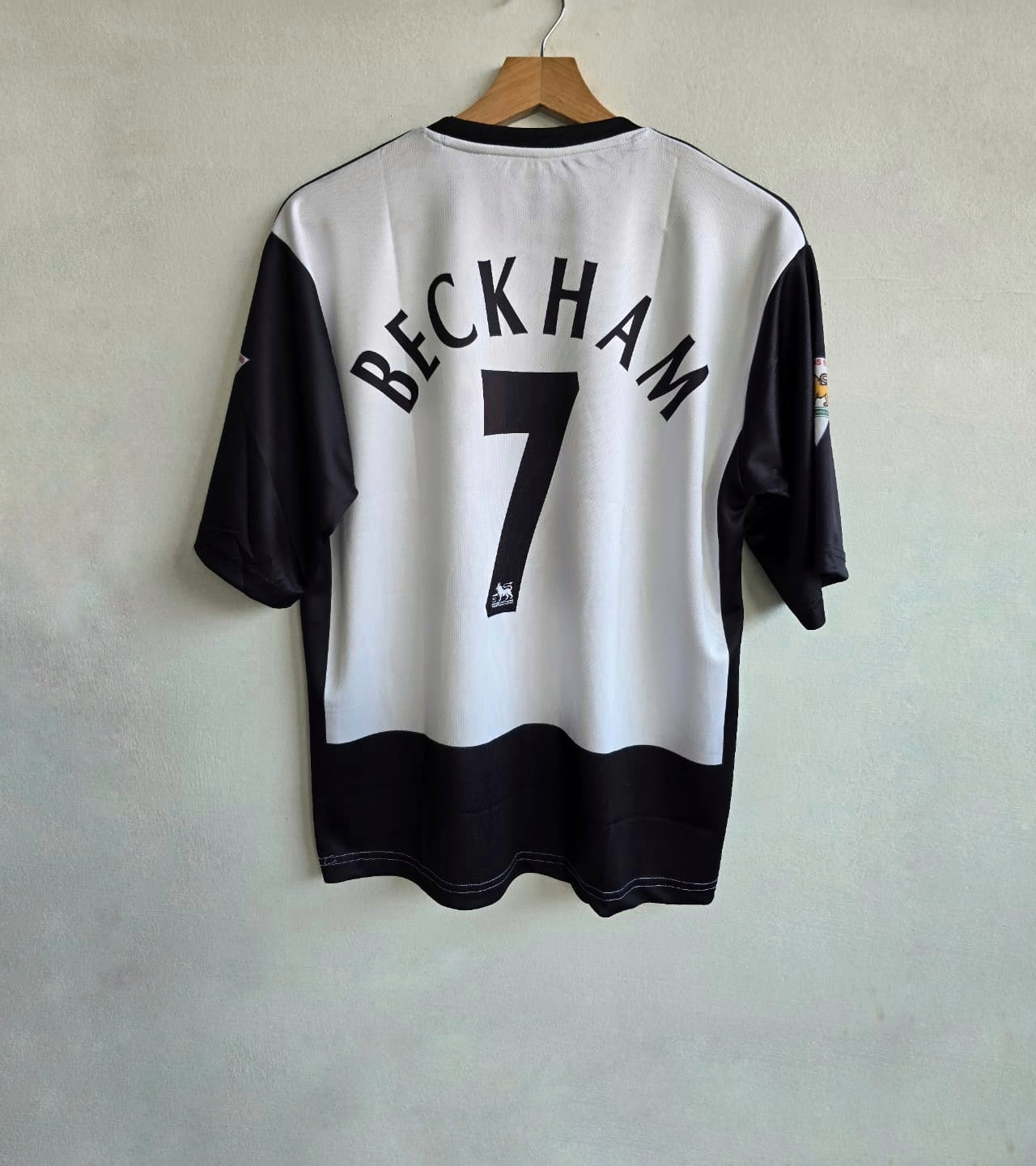 DAVID BECKHAM MANCHESTER UNITED OVERSIZED RETRO