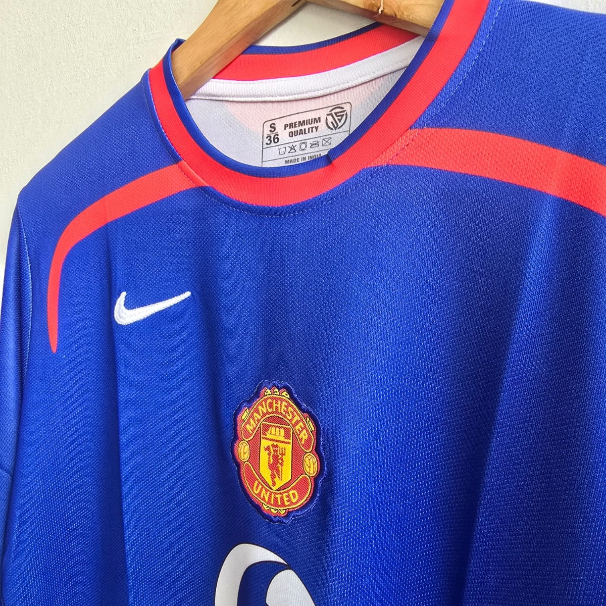 CR7 MANCHESTER UNITED 2005 - 06 KIT