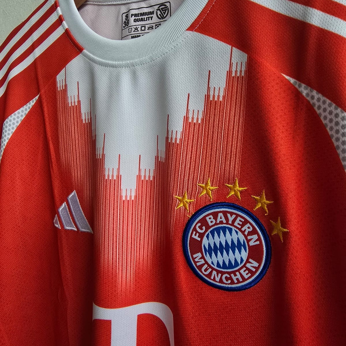 KIMMICH BAYERN MUNICH 2025 - 26 HOME KIT