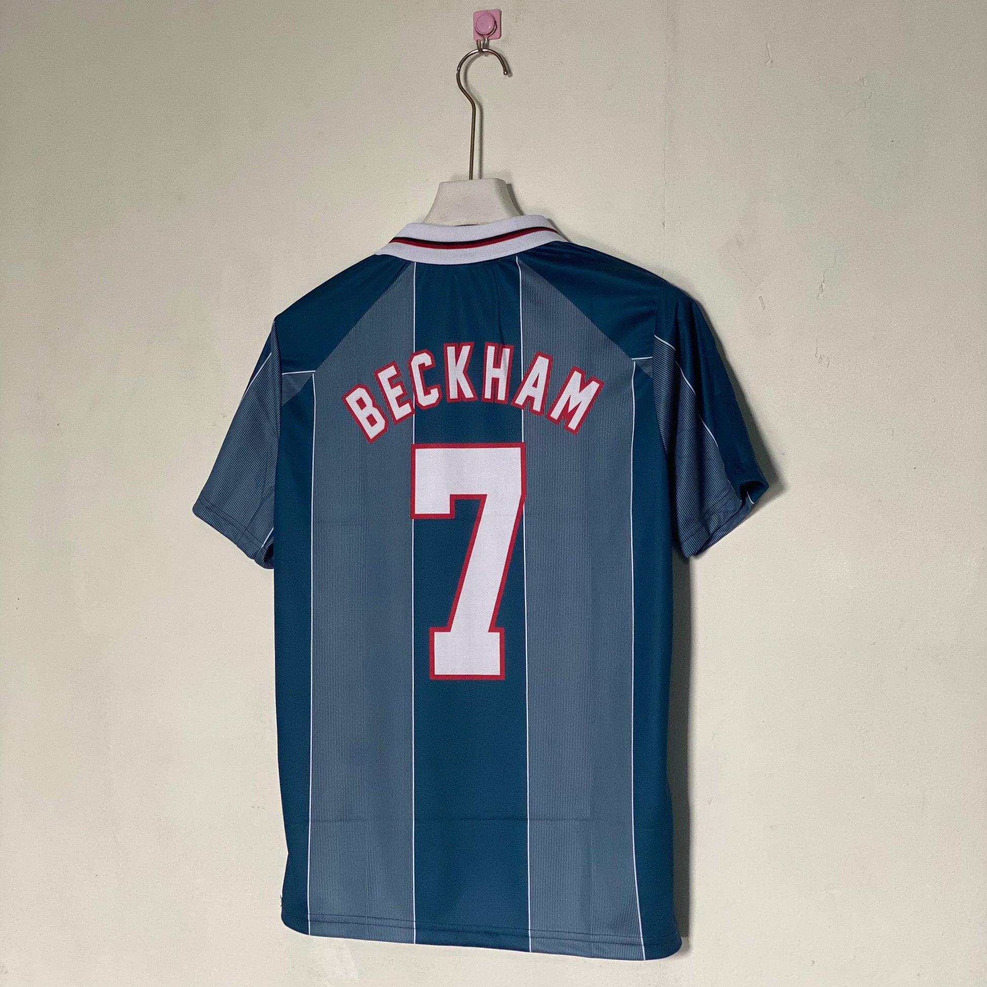 DAVID BECKHAM ENGLAND RETRO AWAY KIT