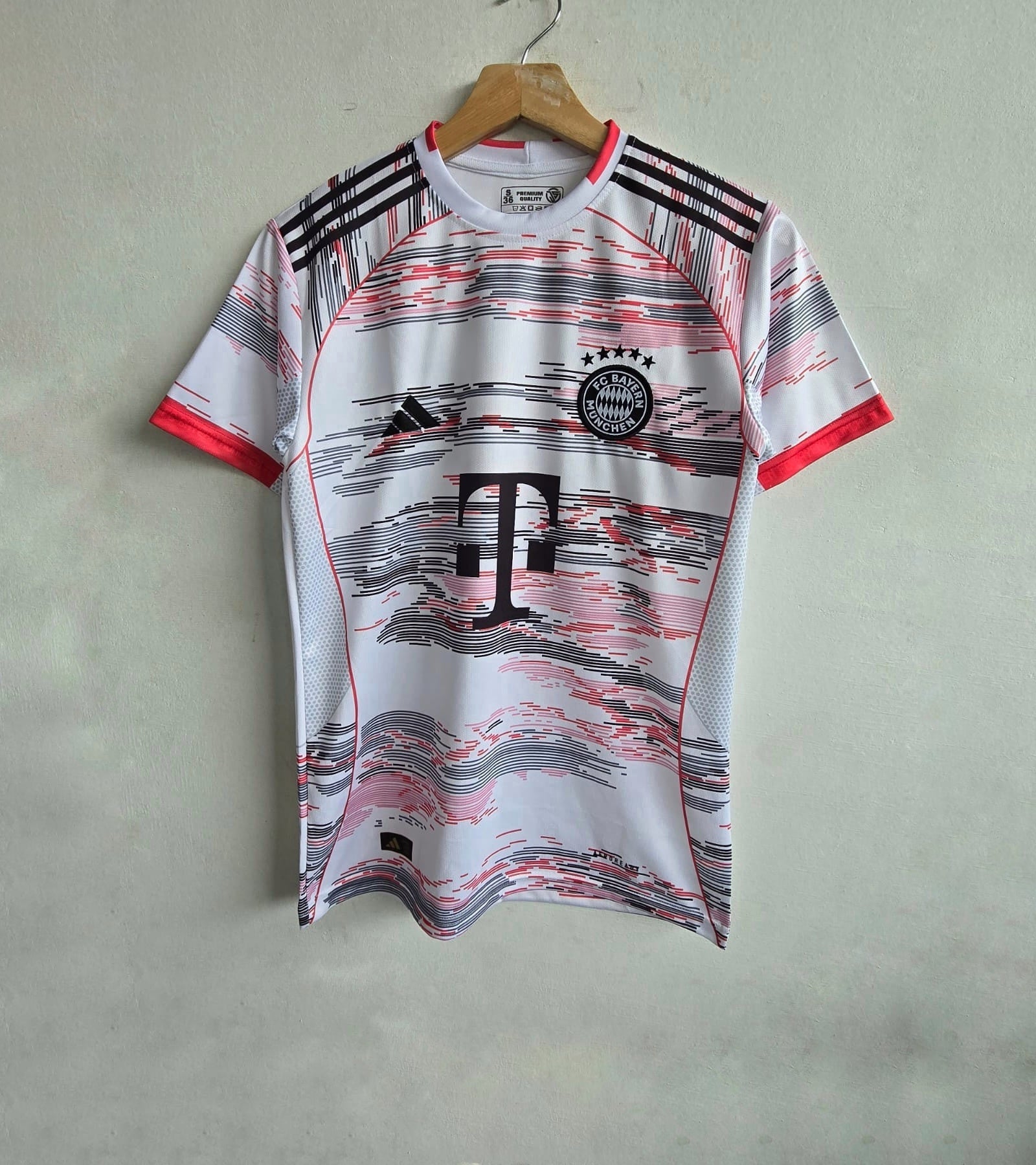 KIMMICH BAYERN MUNICH 2025 - 26 AWAY KIT