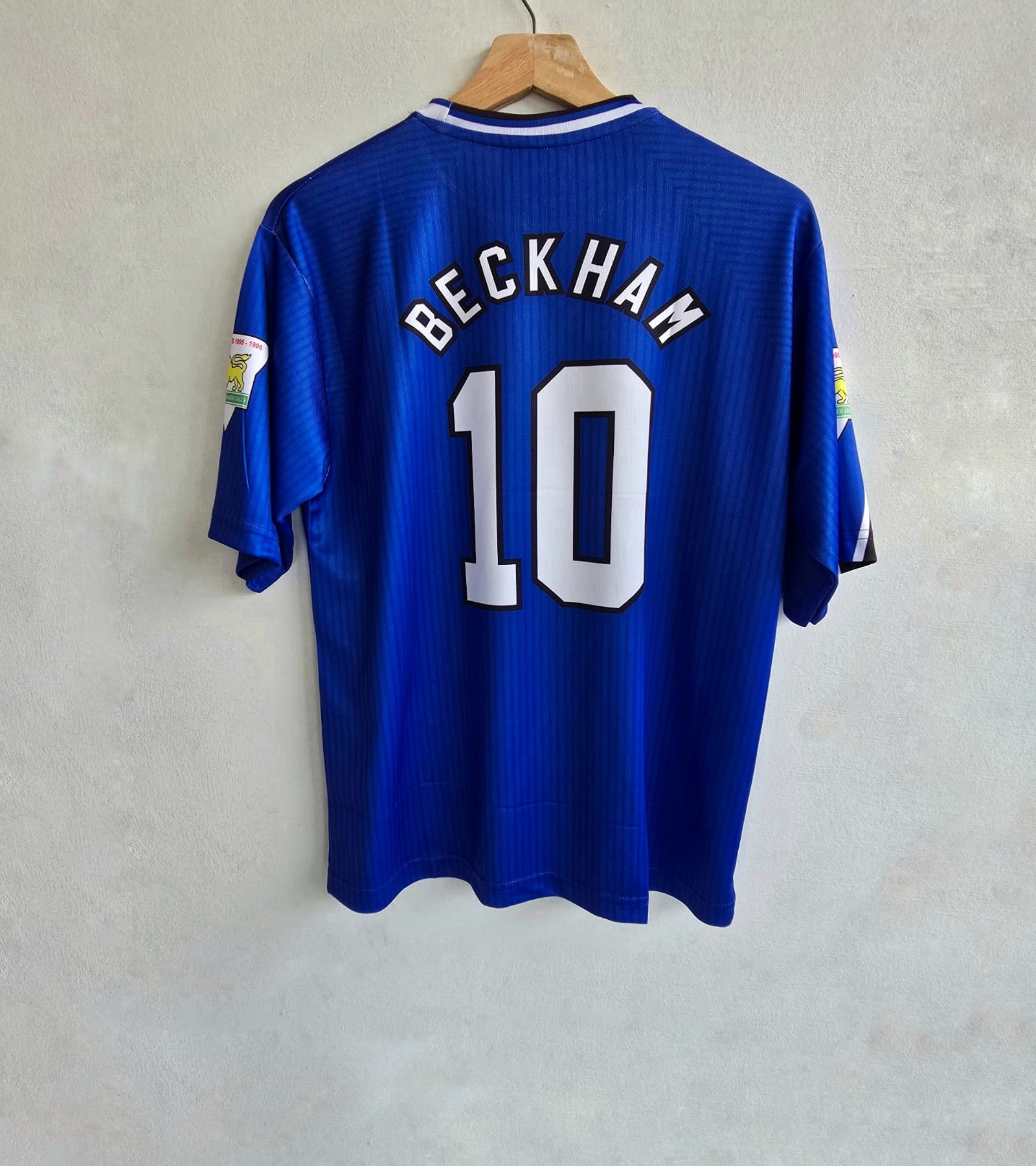 DAVID BECKHAM MANCHESTER UNITED OVERSIZED RETRO
